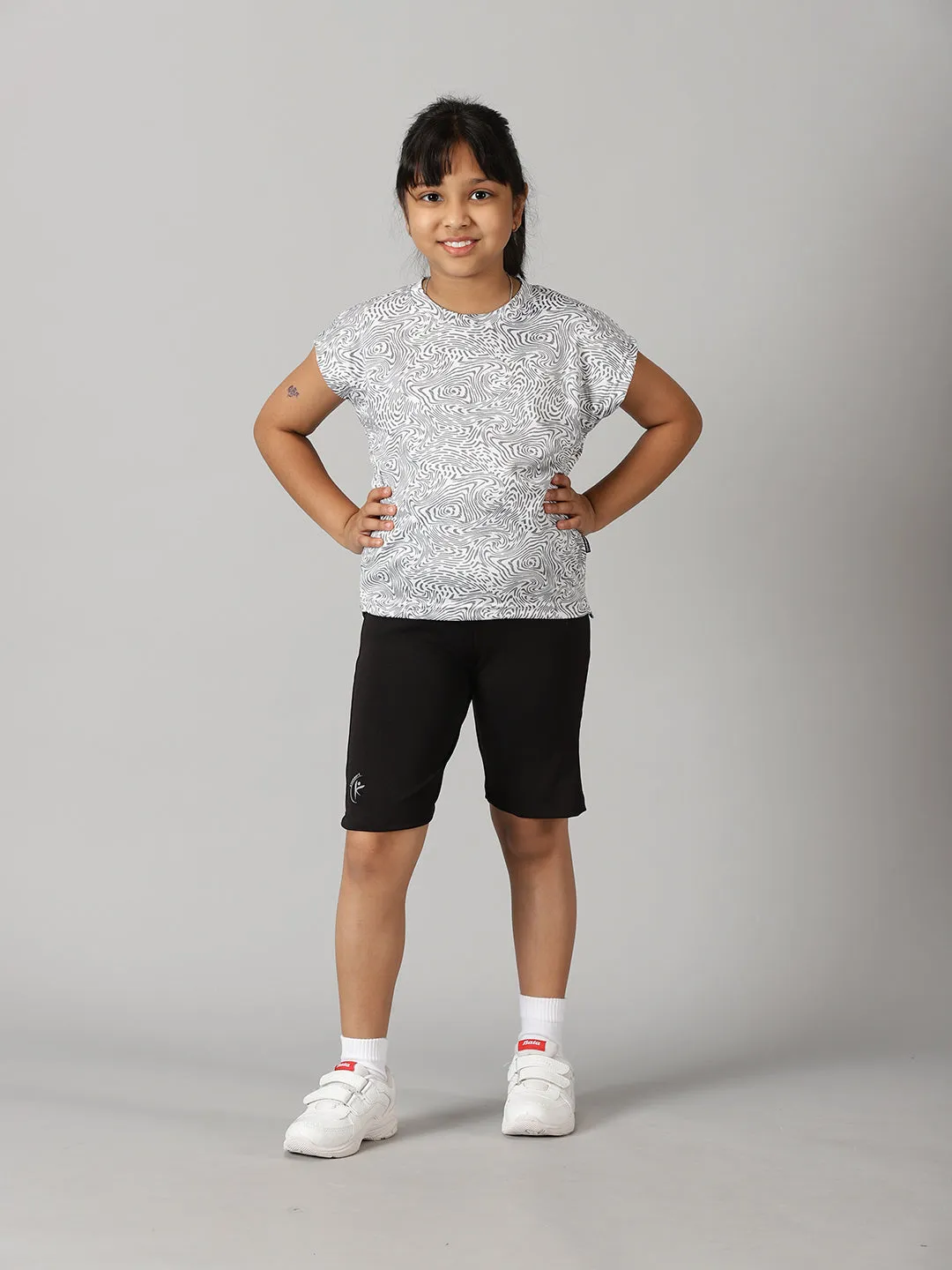 Girls Round Neck Basic Sports Tee & Cycling Shorts  Set